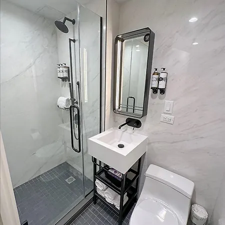 Pestana Park Avenue 4*