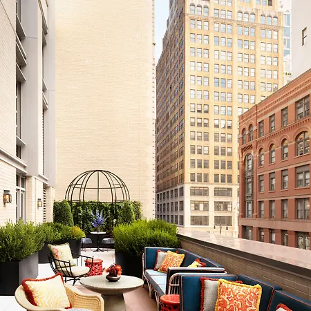 The Fifth Avenue 5*