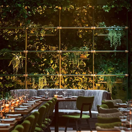 Moxy Nyc East Village Hotel