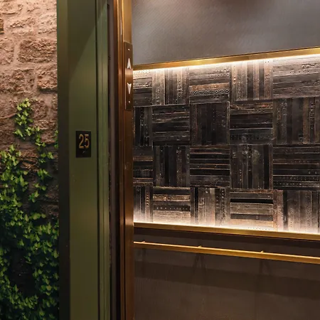 Renaissance Chelsea 4*