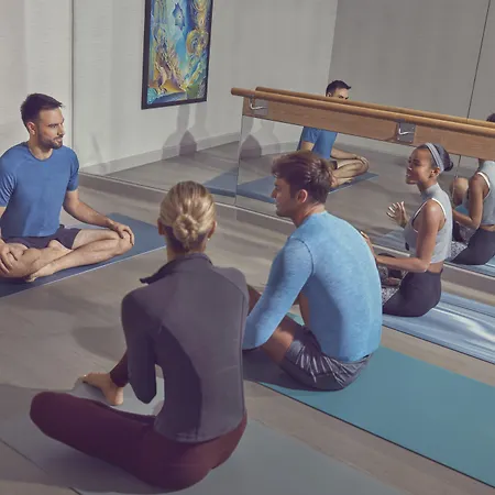 Hotel Artezen New York