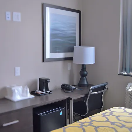 Voyage Hotel 2*