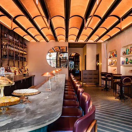 Moxy Nyc Chelsea Hotel