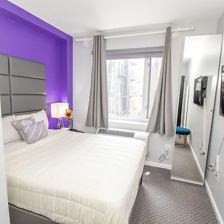 Canal Loft 2*