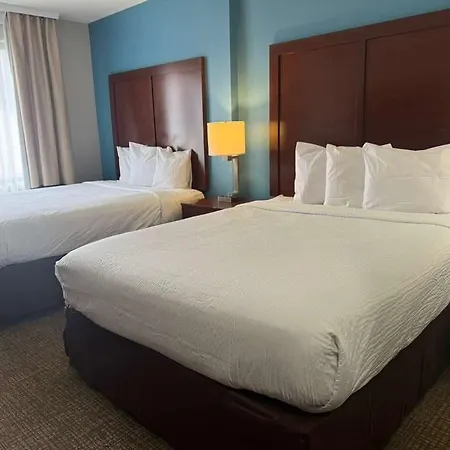 Days By Wyndham Brooklyn Marine Park Hotel