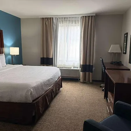 Days By Wyndham Brooklyn Marine Park Hotel New York