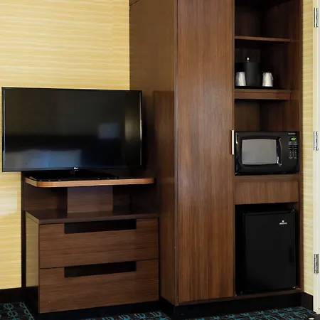 Fairfield & By Marriott Queens/fresh Meadows 3*