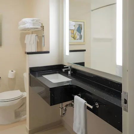 Fairfield & By Marriott Queens/fresh Meadows 3* New York