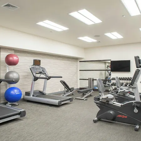 Courtyard By Marriott Queens/fresh Meadows Hotel New York
