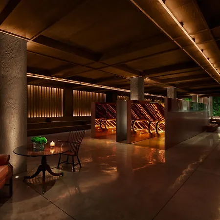 Public, An Ian Schrager Hotel