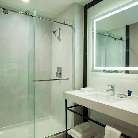 Hotel Four Points By Sheraton Manhattan Midtown West