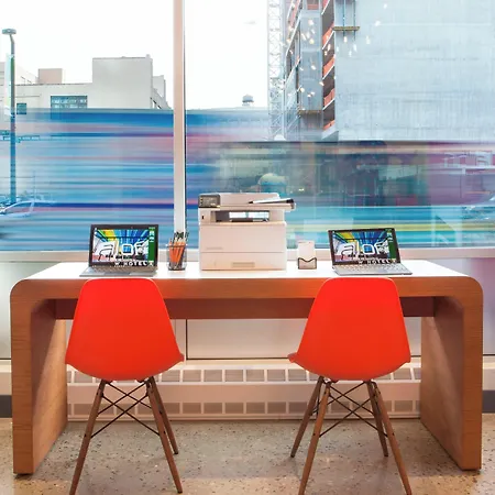 Aloft By Marriott Long Island City-Manhattan View 4*