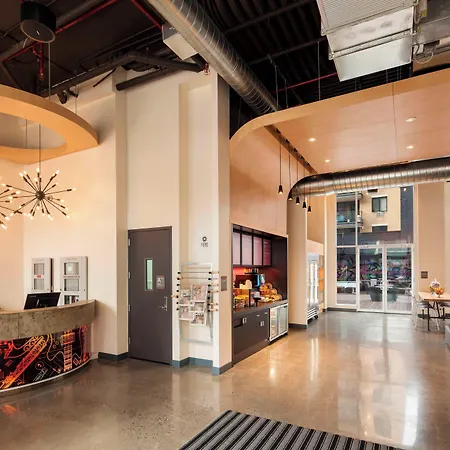 Aloft By Marriott Long Island City-Manhattan View Hotel