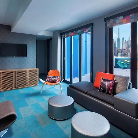 Aloft By Marriott Long Island City-Manhattan View