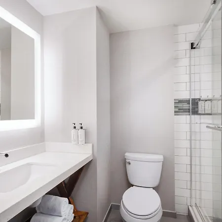 Even - Midtown East By Ihg Hotel 4*