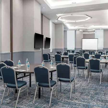 Four Points By Sheraton Downtown