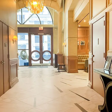 Executive Le Soleil Hotel