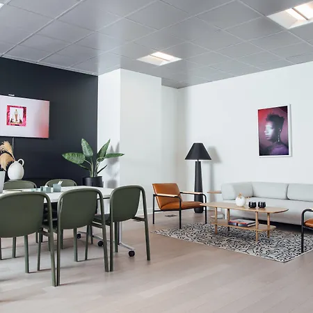 Mint House 70 Pine By Kasa