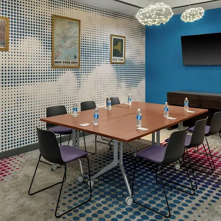 Hotel Aloft By Marriott Manhattan Downtown - Financial District New York