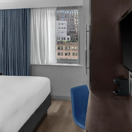Hotel Aloft By Marriott Manhattan Downtown - Financial District New York