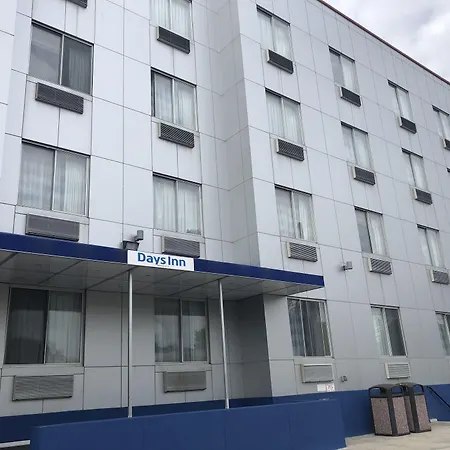 Days By Wyndham Brooklyn Borough Park New York