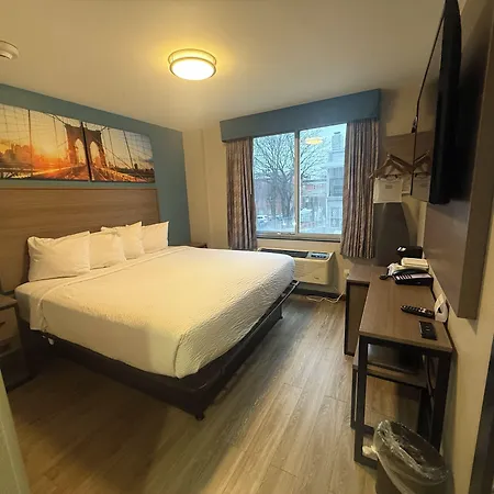 Days By Wyndham Brooklyn Borough Park Hotel