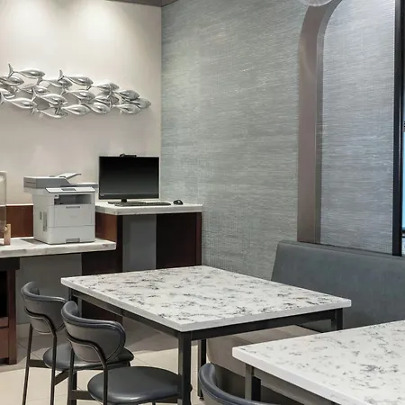 Hotel Fairfield By Marriott Manhattan/financial District