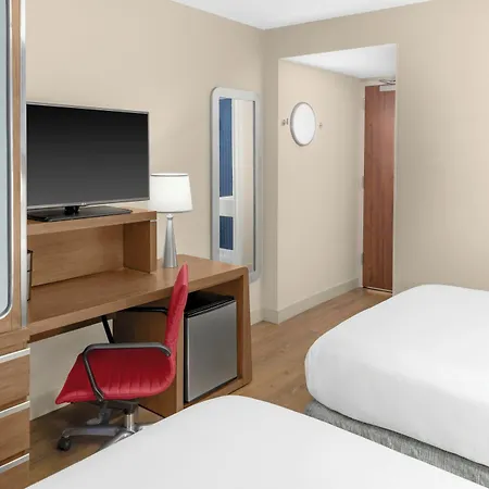 Hotel Fairfield By Marriott Manhattan/financial District 3*
