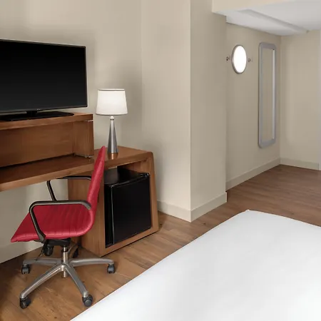 Hotel Fairfield By Marriott Manhattan/financial District
