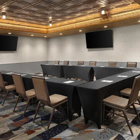 Hilton Garden New York/midtown Park Avenue 3*