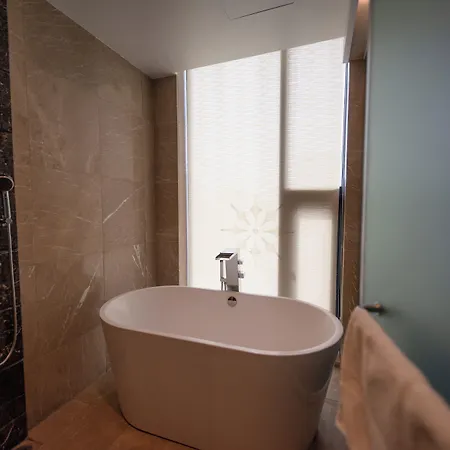 The One Boutique 3*