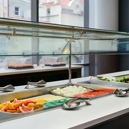 By Marriott Manhattan/central Park Hotel 4*