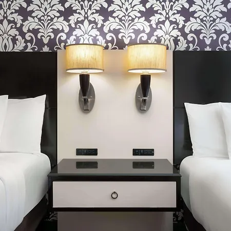 Hotel Western Premier Herald Square