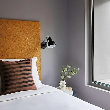 Hotel Kasa Lantern Lower East Side