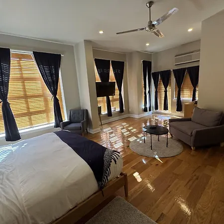 Hotel The Box House (adults Only) 4*