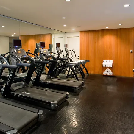 Dream Downtown, By Hyatt Hotel New York