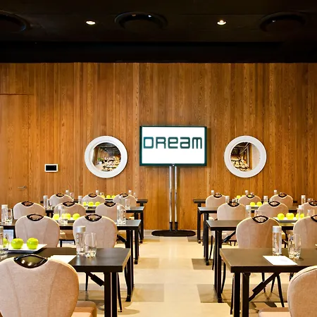Hotel Dream Downtown, By Hyatt New York