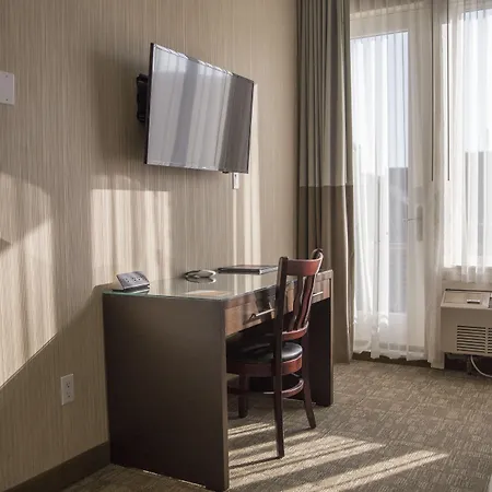 Hotel Aura Brooklyn New York