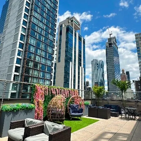 Fairfield & By Marriott Manhattan/chelsea