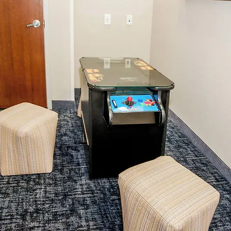 Fairfield & By Marriott Brooklyn 3*