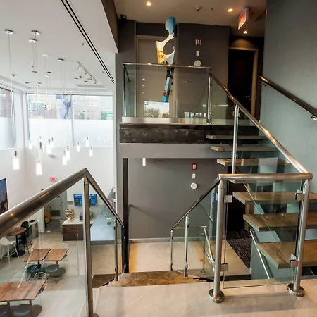 Hotel Fairfield & By Marriott Brooklyn 3*