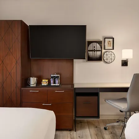 Doubletree By Hilton Downtown Hotel New York