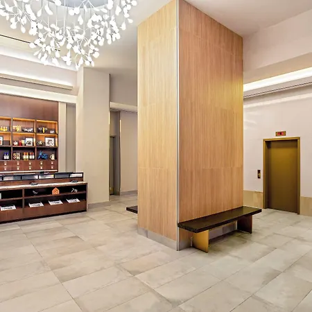 Four Points By Sheraton Midtown - Times Square Hotel