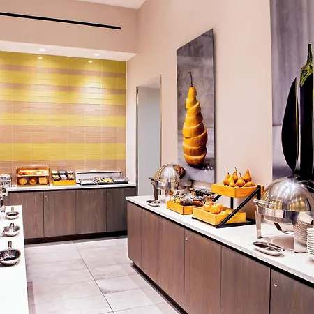 Four Points By Sheraton Midtown - Times Square 4*