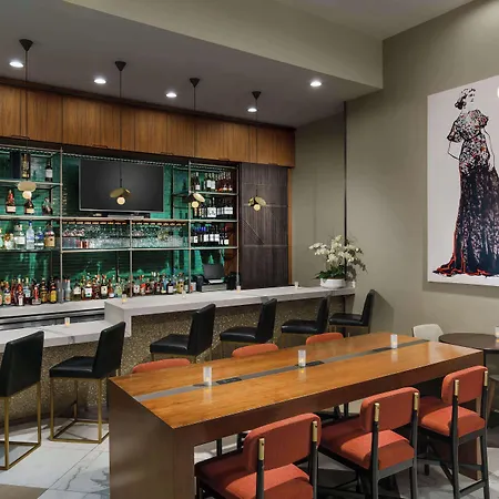 Doubletree By Hilton - Chelsea 4*