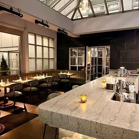 Four Points By Sheraton Manhattan Soho Village Hotel 3*