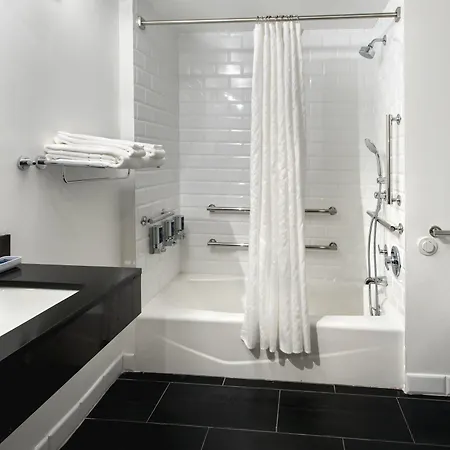 Four Points By Sheraton Manhattan Soho Village 3* New York