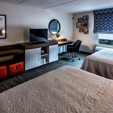 Hampton & Staten Island Hotel 3*