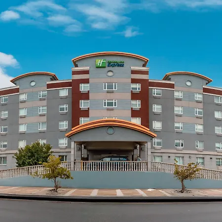 Hotel Express Maspeth By Ihg