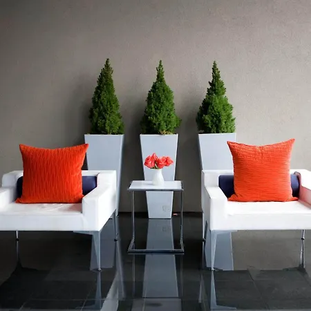 Le Bleu Hotel 3*